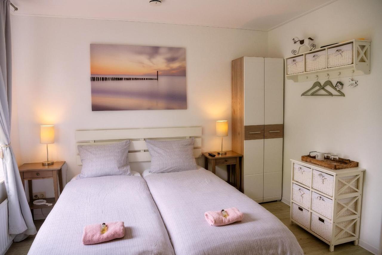 Bed and Breakfast Het Zoete Peerd Groede Exterior foto